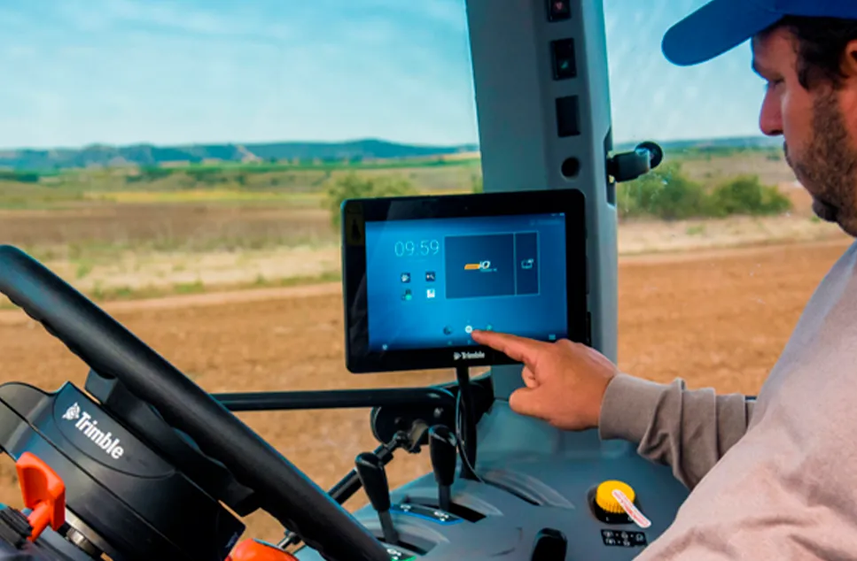 Monitor de AutoPilot equipado en equipo agrícola