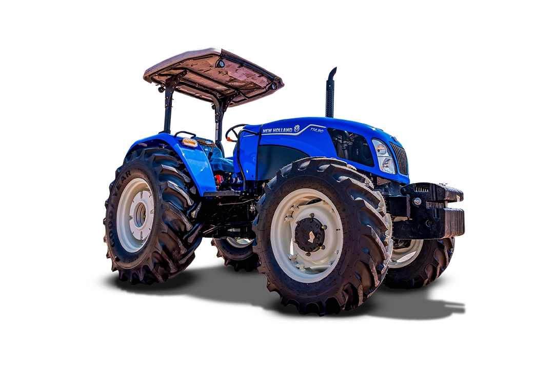Tractor New Holland TT4.80 azul con contrapesos delanteros y doble tracción.