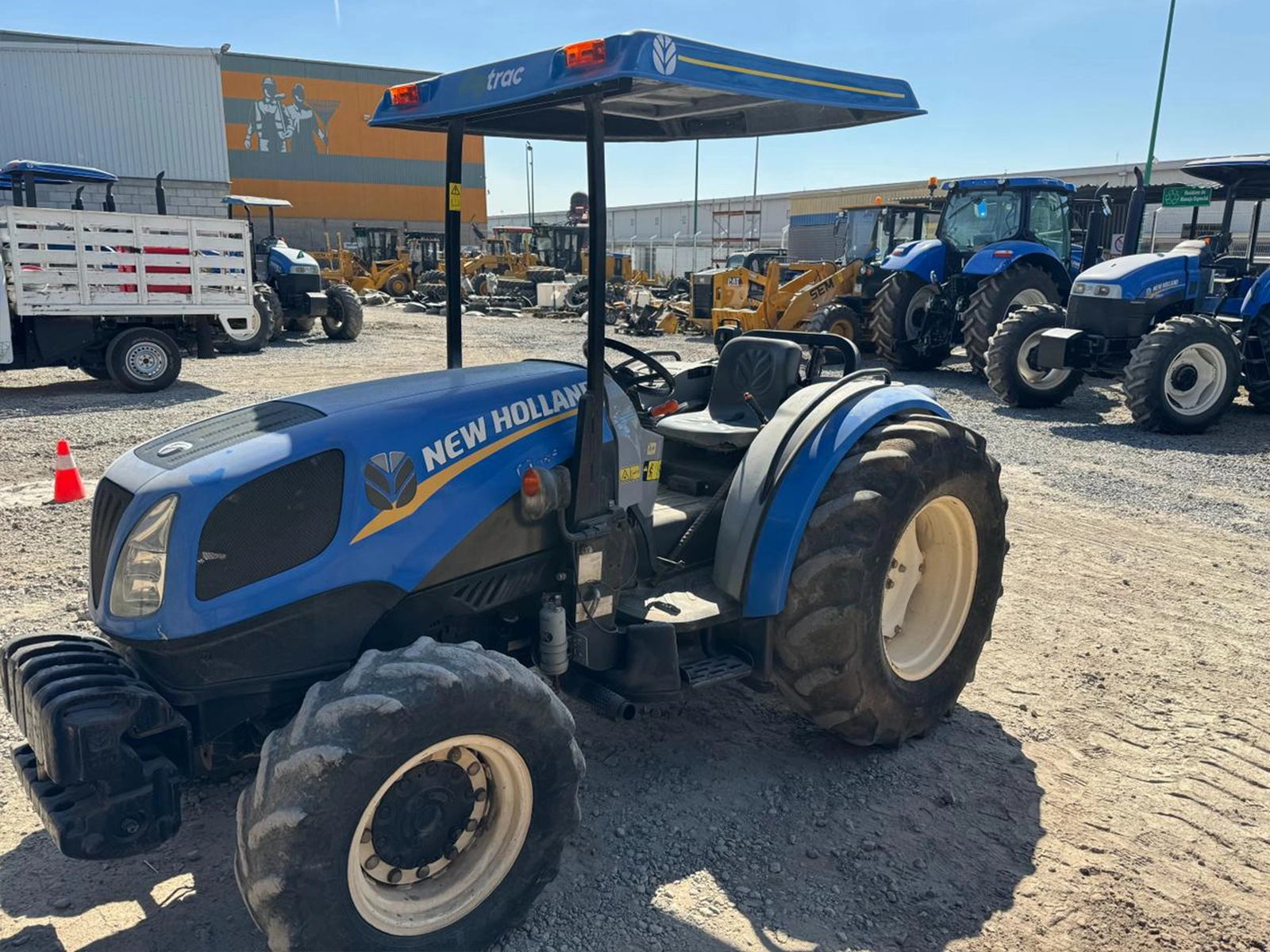 Tractor agrícola TD85F4WDMS usado